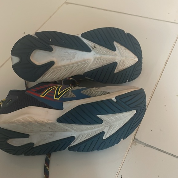 ** SOLD **New Balance.  Good condition. - Picture 2 of 4